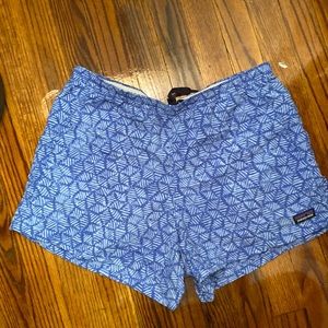 Patagonia Women’s Baggies size medium